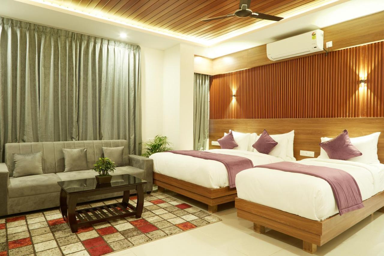 Vovo Premier Hotel Bangalore Extérieur photo