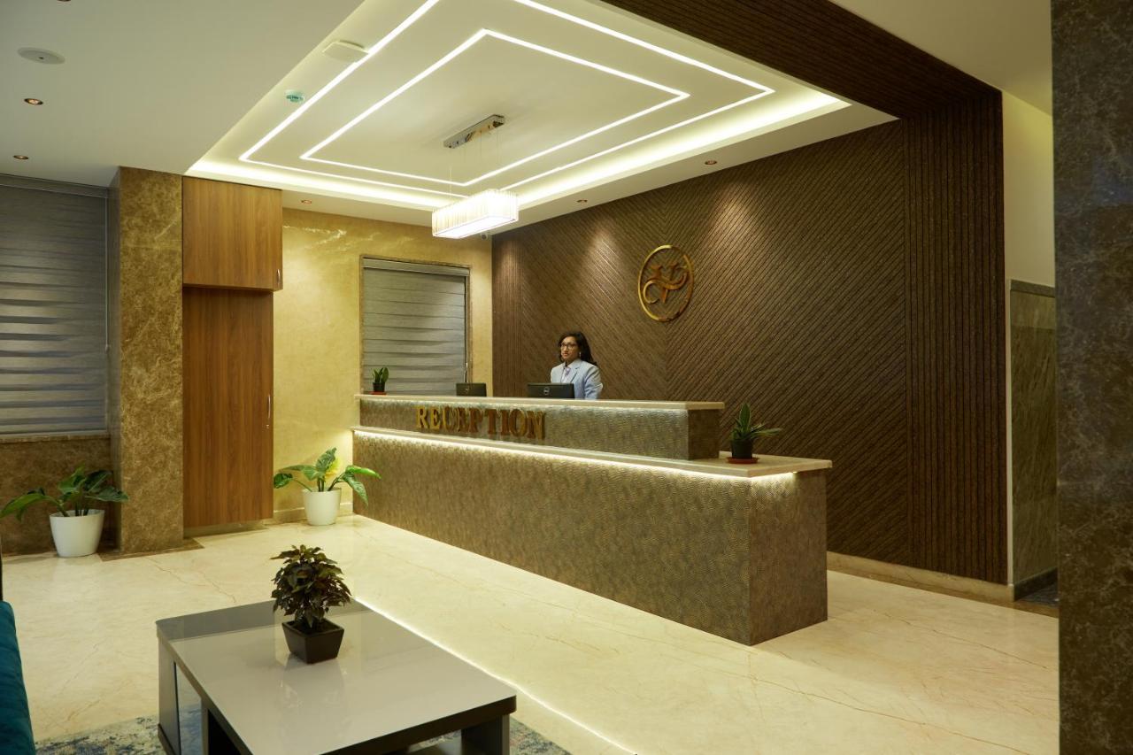 Vovo Premier Hotel Bangalore Extérieur photo
