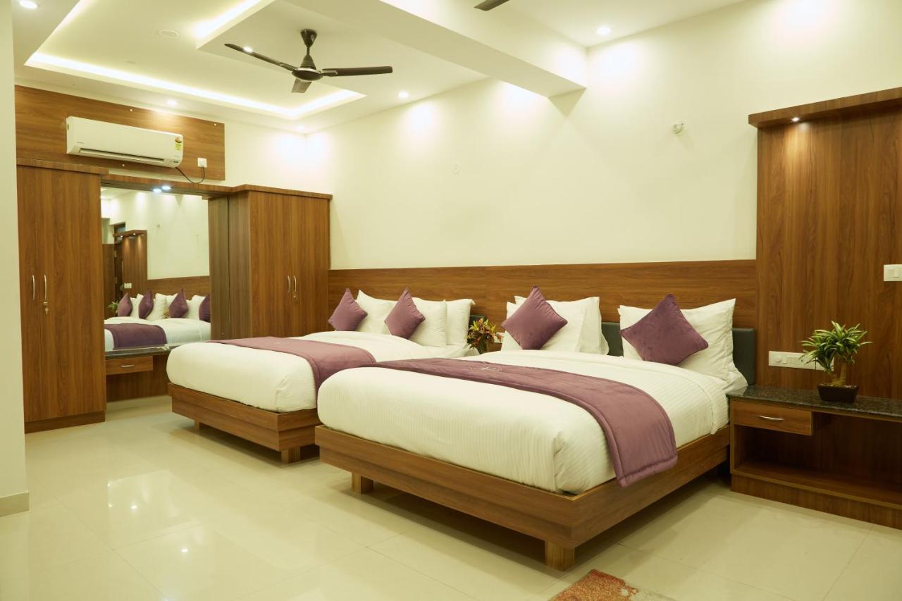 Vovo Premier Hotel Bangalore Extérieur photo